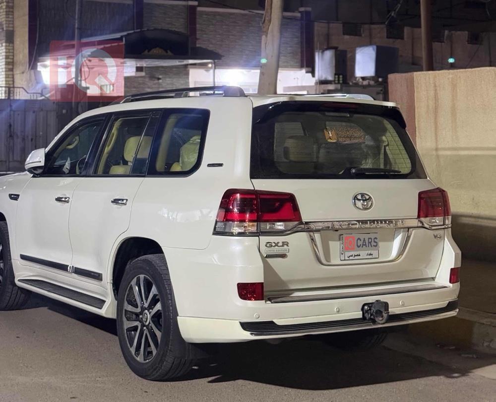 تويوتا لاندكروزر